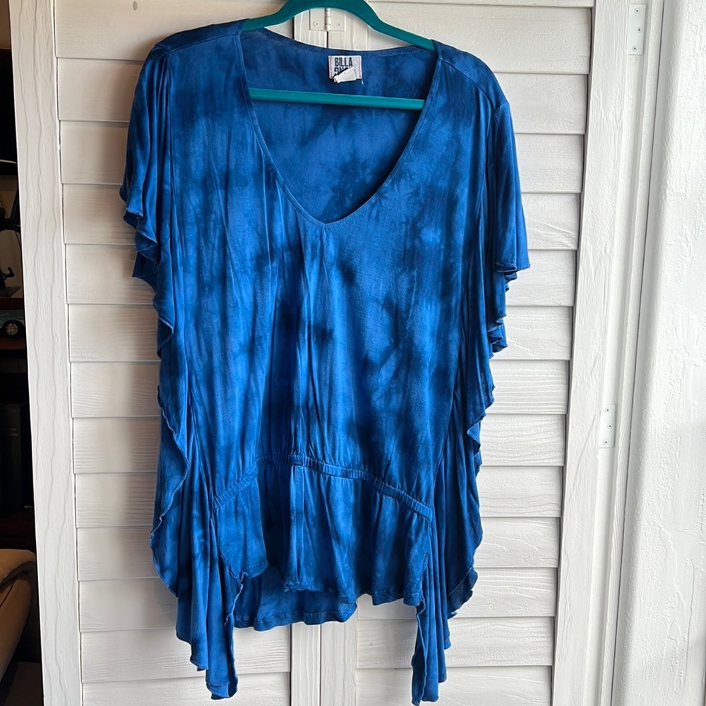BillaBong tie dye blue ruffle sleeve women’s top size large